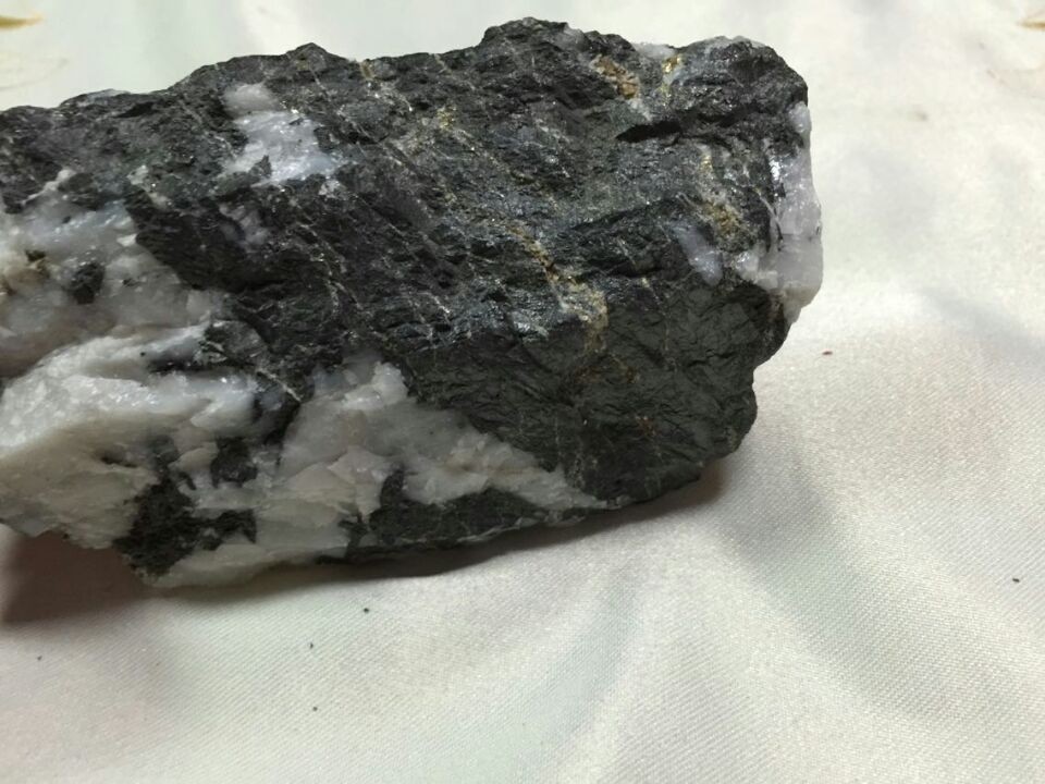 江西省贛州市銅鎢多金屬礦山尋求整體轉(zhuǎn)讓或合作伙伴