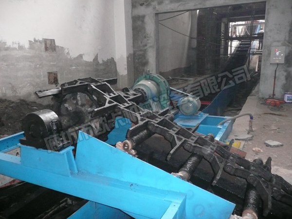 重型框鏈除渣機(jī)與重型板鏈除渣機(jī)-2