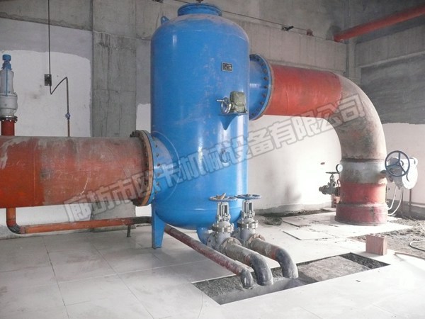 LJC系列立式多濾元精細(xì)除污器-3
